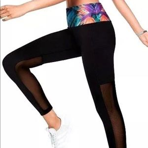 Victoria’s Secret Pink Ultimate Tropical Leggings